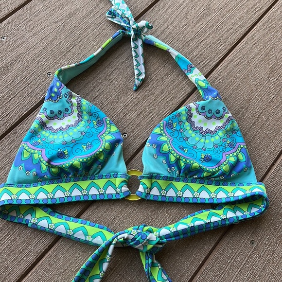 Triangle Bikini Top - Picture 2 of 5